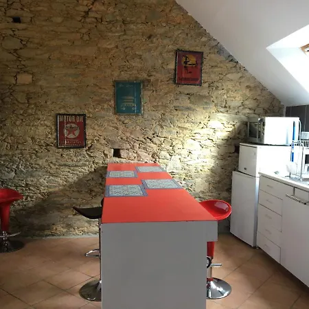 Domaine Du Lesty Bed & Breakfast