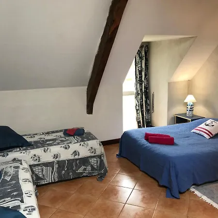 Domaine Du Lesty Bed & Breakfast Ambon
