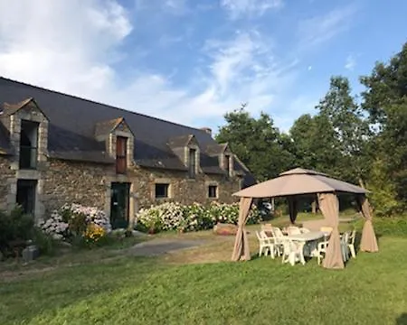 Domaine Du Lesty Bed & Breakfast